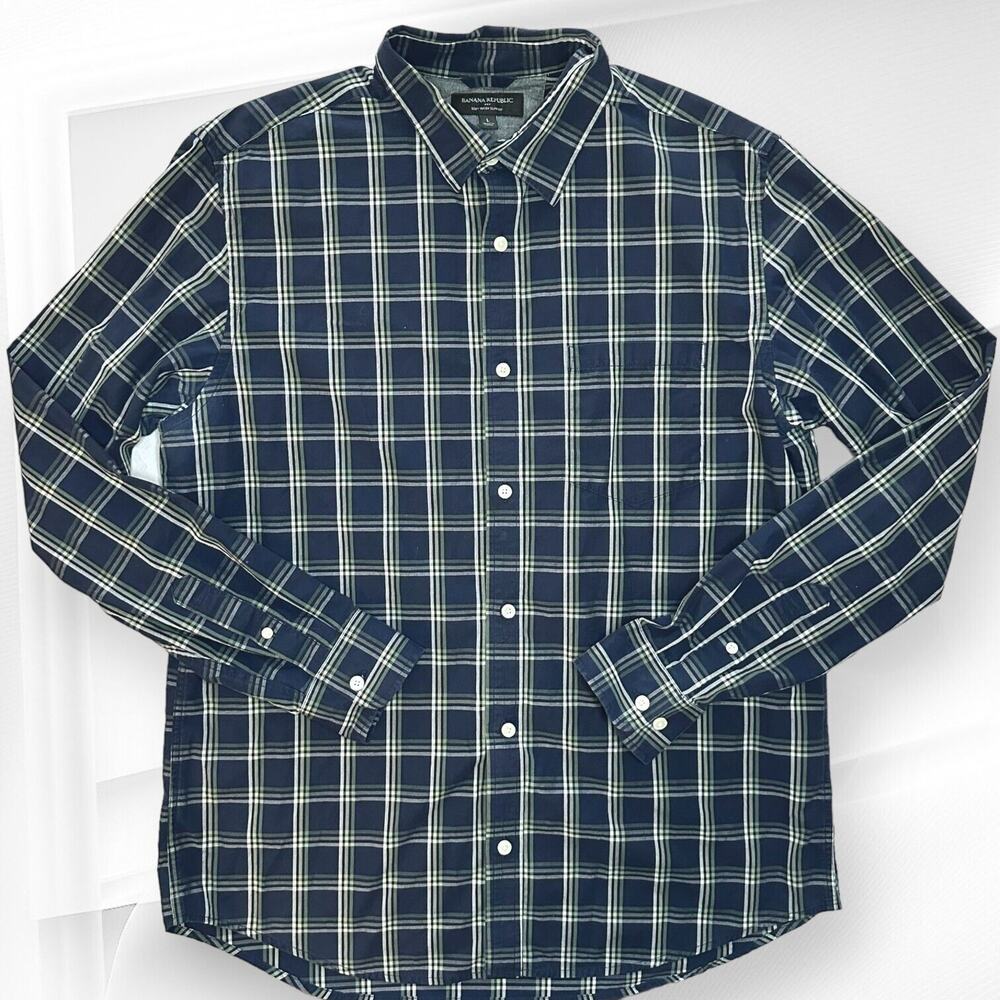 BANANA REPUBLIC Soft Wash Button Up Shirt Slim Fit Blue Plaid Night Out Large